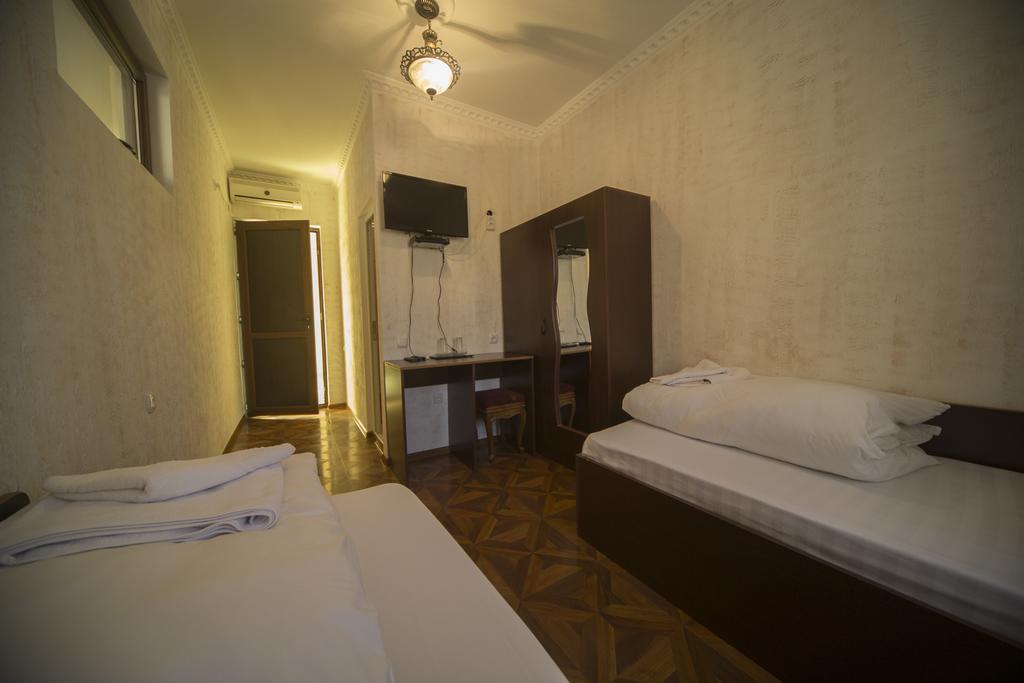 Hotel Nikala 茨卡尔图博 外观 照片