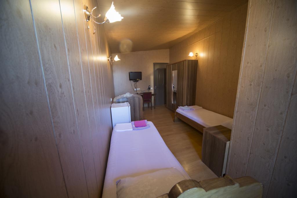 Hotel Nikala 茨卡尔图博 外观 照片