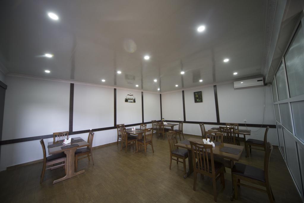 Hotel Nikala 茨卡尔图博 外观 照片