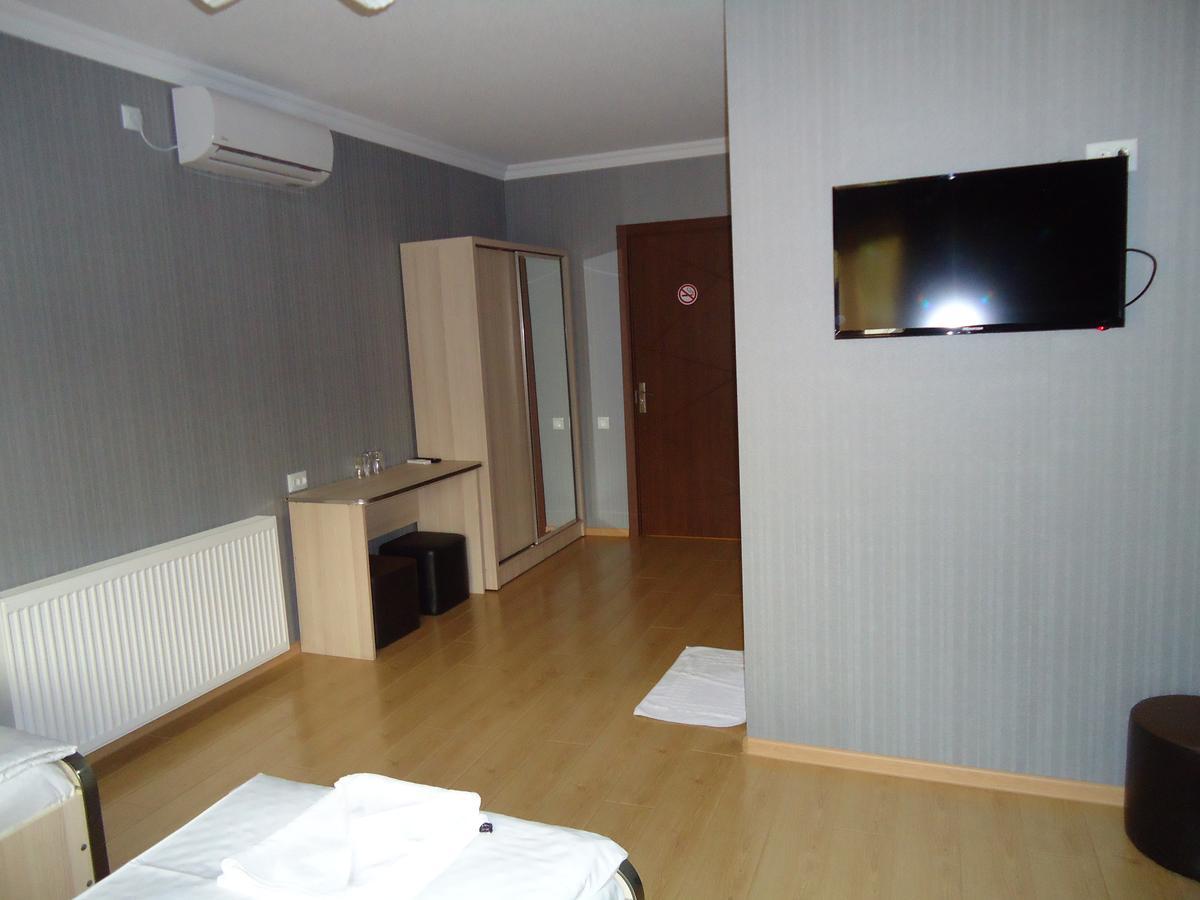 Hotel Nikala 茨卡尔图博 外观 照片
